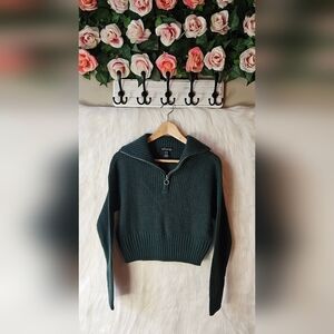 Urban Heritage Cowl Neck Cropped Knit 3/4 Zip Pullover Sweater (NWOT)